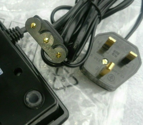 Sewing machine overlocker foot - overlocker,