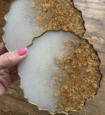 Agate geode style white & gold