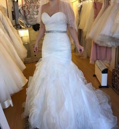 Wedding dress size new but - size,