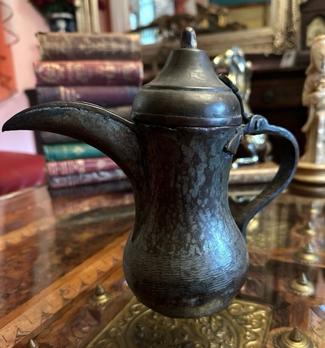 Antique dallah arabic - dallah, coffee