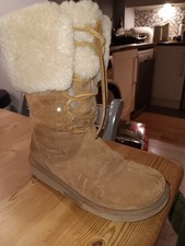 UGG australia montclair