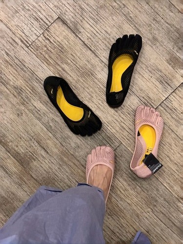 Vibram five fingers - vibram,