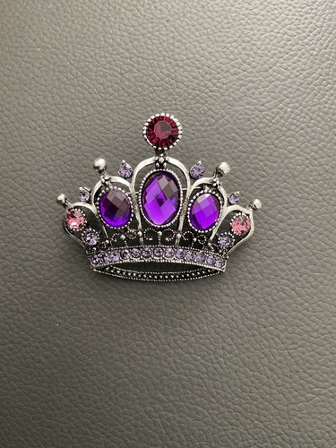 Silver purple crown brooch - silver/,