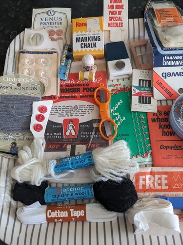 Vintage haberdashery bundle - vintage,