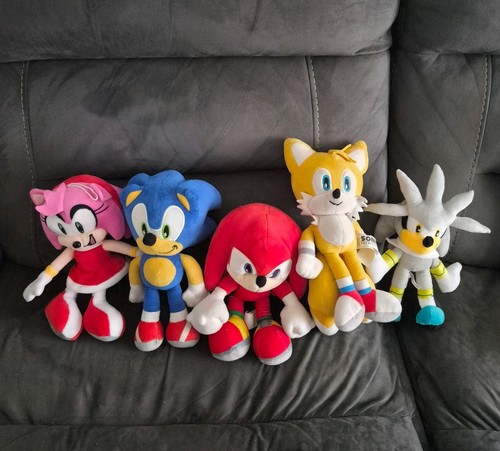 Sonic the hedgehog plush - sonic,