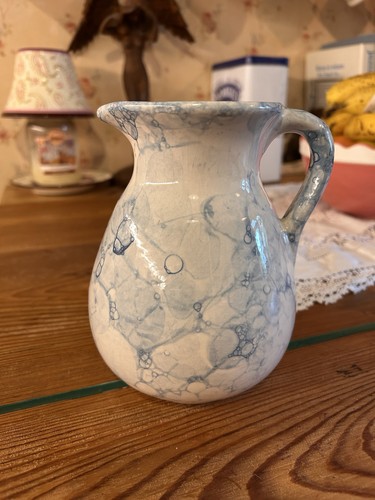 Lovely blue and white - lovely, bubble
