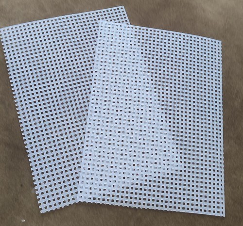 Plastic mesh canvas - 2,