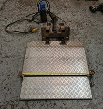 DOUBLE CAB CREW CAB TIPPER