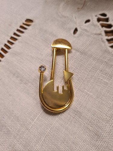 Vintage gold tone - gold, geometric