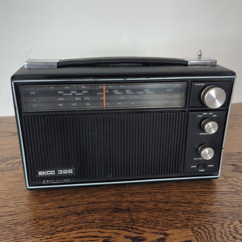 Vintage ekco 326 portable - ekco,