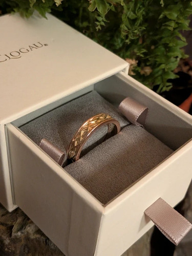 Welsh clogau 9ct yellow - welsh,