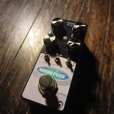 Pigtronix Moon Pool Dynamic Analog Tremolo Phaser Mini Pedal