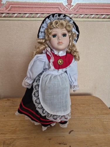 Collectable porcelain - ,