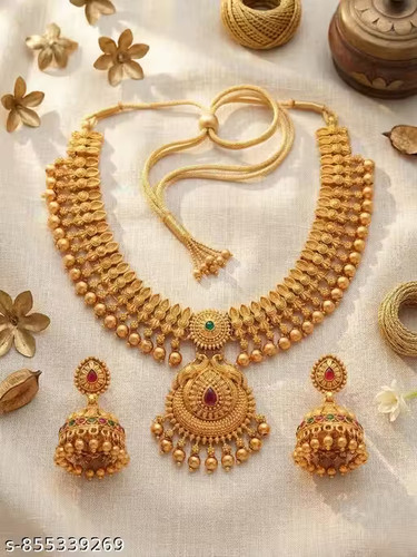 Gold plated jewellery set - gold,