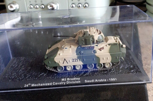 Diecast tank bradley 24th - tank, m2