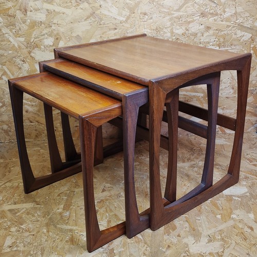 Plan teak nest tables - g,