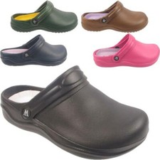 Ladies Garden Beach Nurse