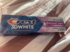 Crest 3D White Radiant Mint