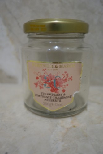 Fortnum mason empty - &,