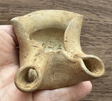 ROMAN. POTTERY OIL LAMP. CIRCA