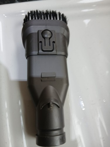Dyson - , v6