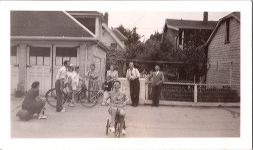 Vintage 1940s snapshot - vintage, photo