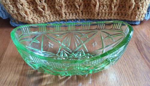 Art deco green - art, glass