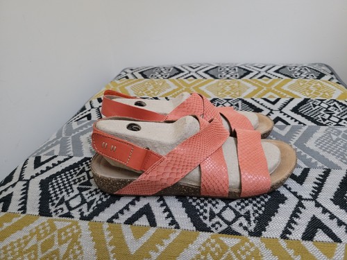Womens coral clarks artisan - coral,