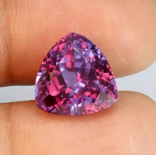 Trillion cut colour change - trillion,