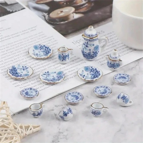 15pc vintage miniature white - vintage,