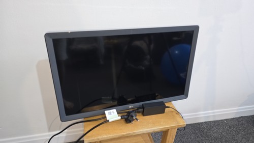 24tq510s hd ready - 24",