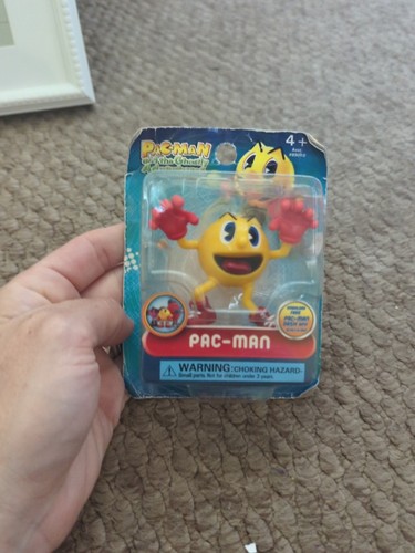 Pac man figure box - figure, in