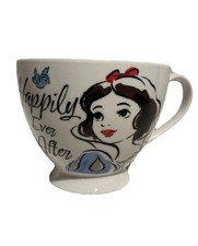 Disney - Snow White Happily
