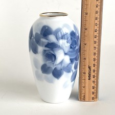 OAC Okura Blue Rose Porcelain