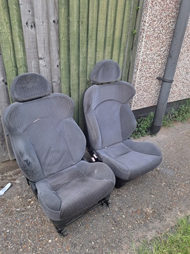 Escort xr3i front seats - mk, 5