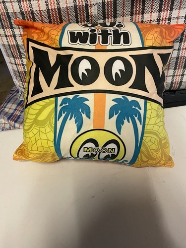 Moon mooneyes surf cushion - surf,