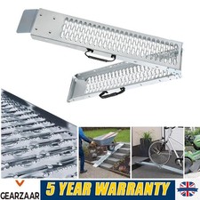 VEHICLE LOADING RAMP For