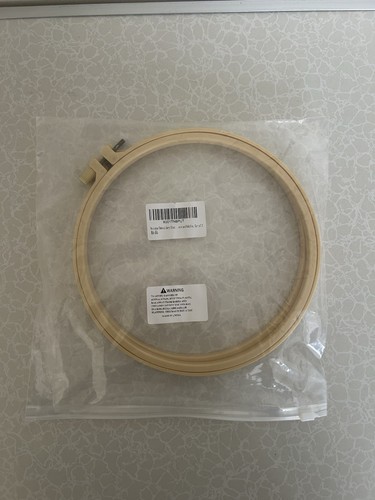 Wooden embroidery hoops - 2x,