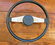 RELIANT SCIMITAR GTE  STEERING WHEEL + Centre.