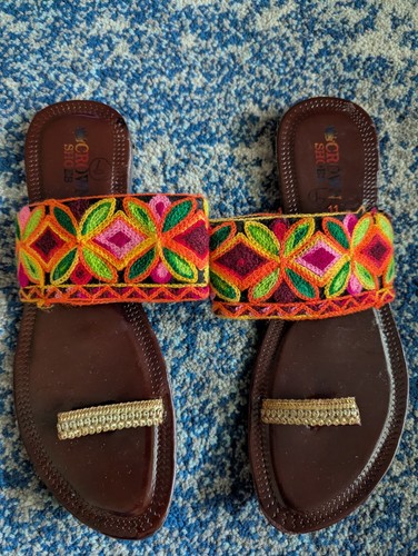 Kolhapuri mirror chappals - kolhapuri,