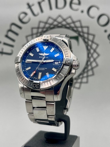 2023 breitling avenger - breitling,