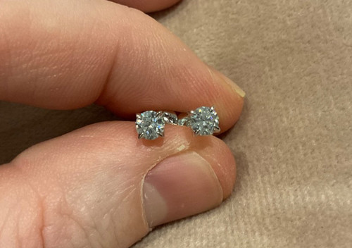 Carat lab created diamond - created,