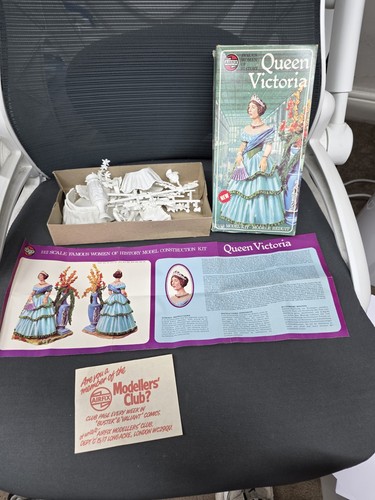 Vintage queen victoria - 1/12,