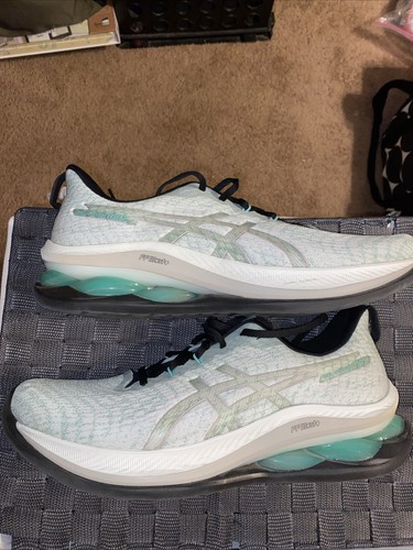 Asics gel kinsei - mens, size