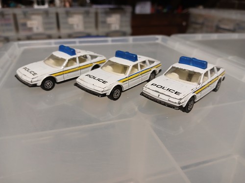 Corgi juniors rover 3500 - juniors,