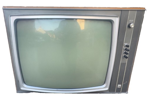 Vintage 1972 406 - 1972, crt