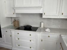 kitchen cabinets and quartz Kitchen worktop,