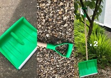 2x Snow Shovels Pusher Scoop Wooden Handle Debris Spade Mucking Out Metal Edged