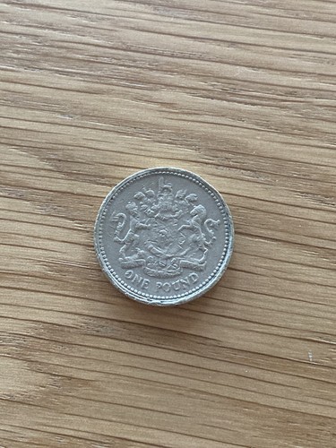 2003 royal arms - 2003, pound
