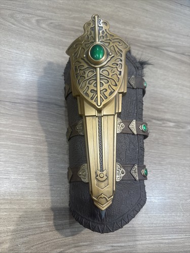 Lame hidden blade assassin - blade, assassin’s